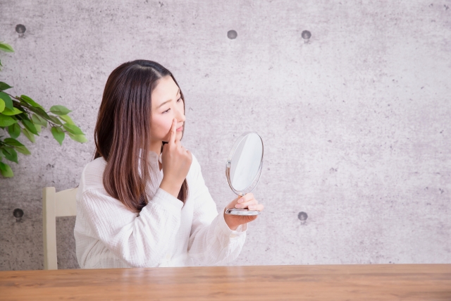 鼻が低い